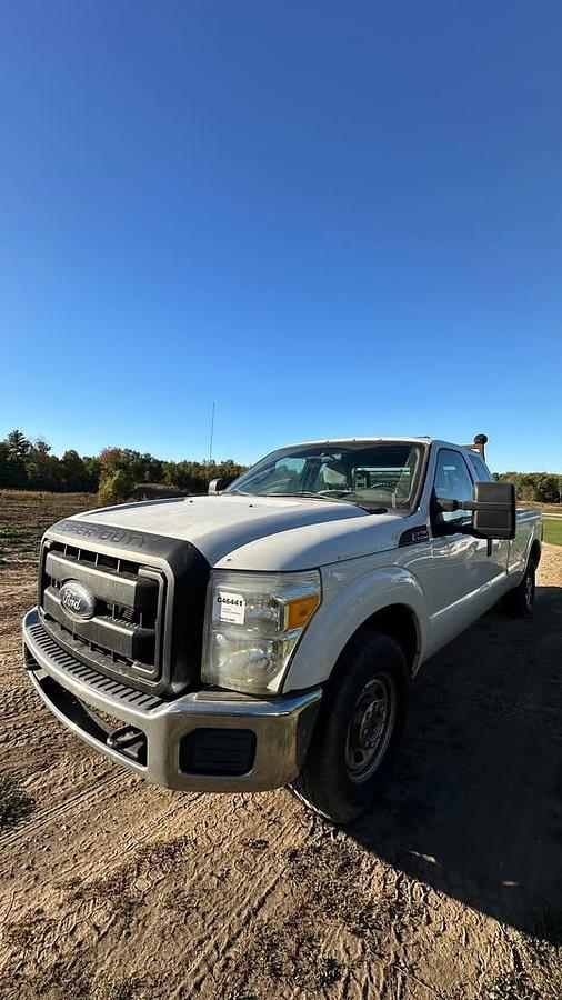 Used 2011 FORD F250 2WD 8 FOOT BOX 6.2 l v8 gas