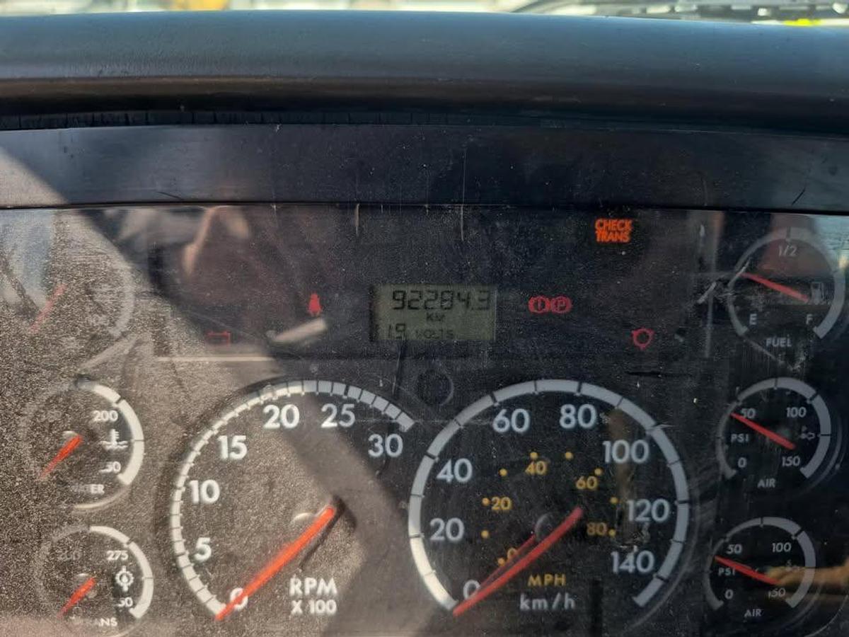 Used 2006 STERLING 7500 crane dump truck