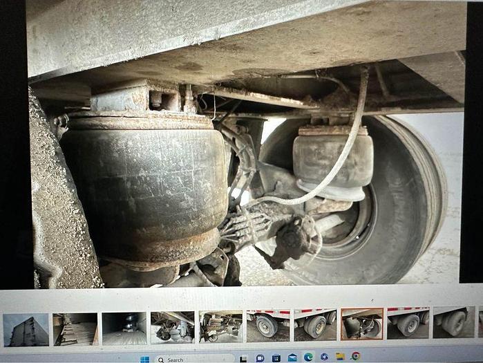 Used 2010 TITAN 53 ft Quad/Axle Closed Top aluminum live bottom