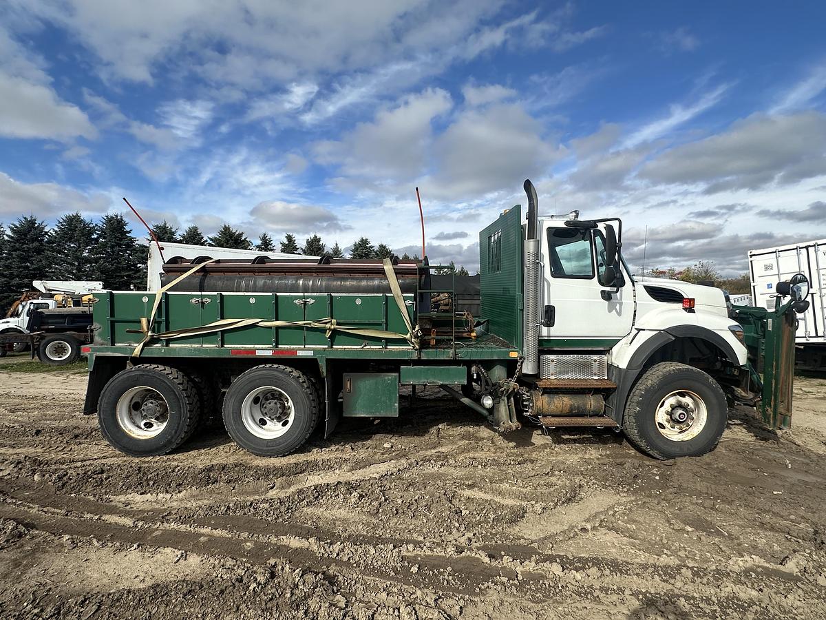 Used 2014 International 7400 Plow Truck