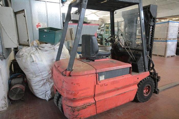 Usato Muletto elettrico Linde E25