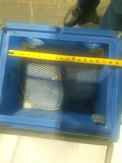 Used Cyclone Sandblasting Cabinet