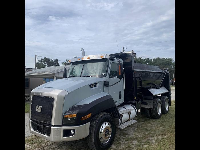 Used 2013 CATERPILLAR CT660