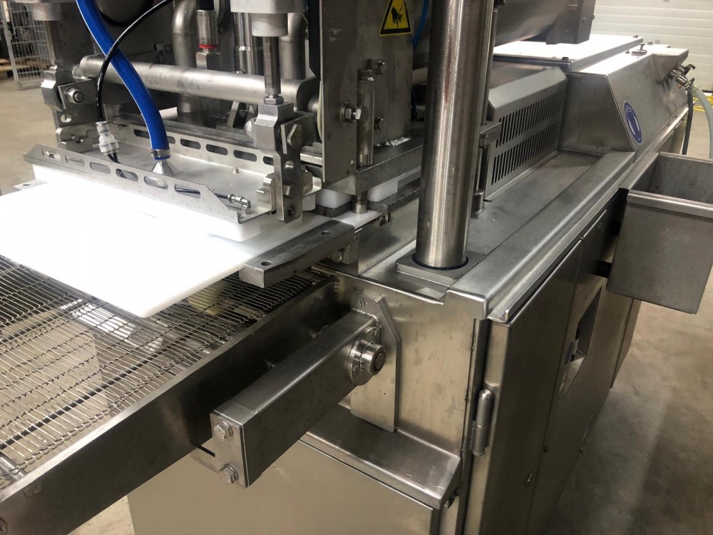 Used GEA CFS Multiformer 400