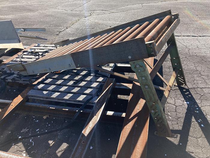 Used LOGAN INCLINED ROLLER CONVEYOR