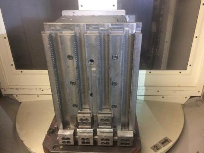 Used 2000 Makino A55e Horizontal Machining Centre