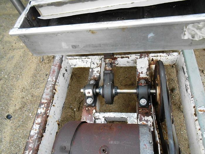 Used Screen, Vibratory, 30" x 14', S/st, Conveyor Unit #S734742