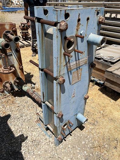 Used Heat Exchanger, Plate, 90 SF, S/st, Mueller, 100 PSI #S744720
