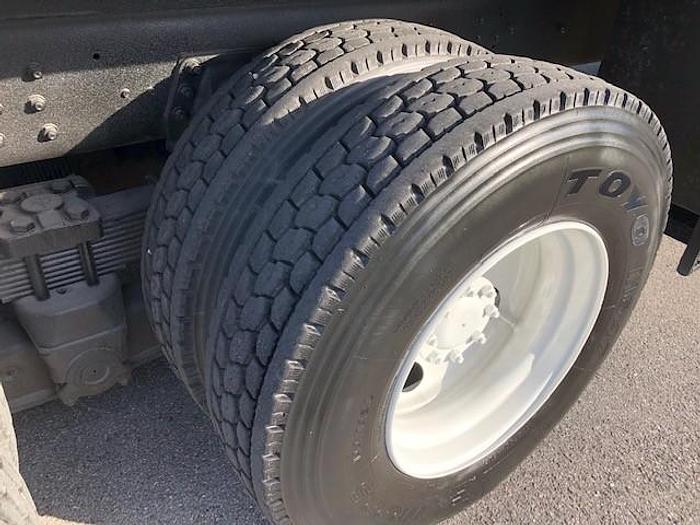 Used 2006 GMC C8500 6x4 Manitex SC75 Sign Crane - 26676