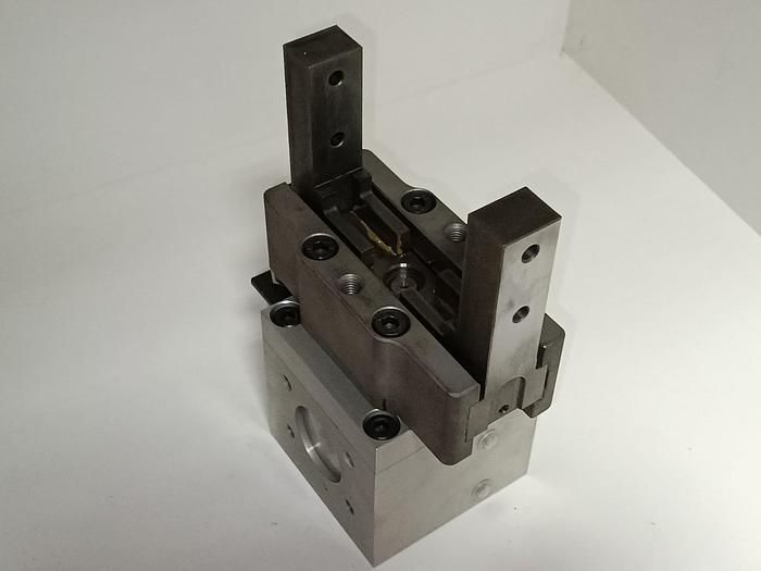 2 Finger Parallel Aussengreifer, pneumatisch, 52.81.3.500, FLT, neu