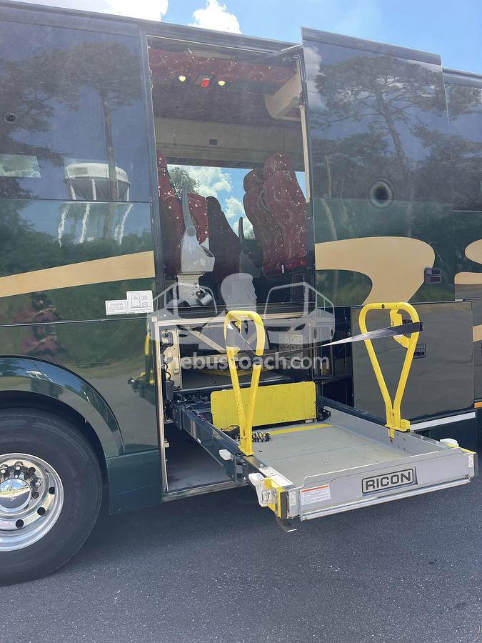 Used 2017 PREVOST H3-45