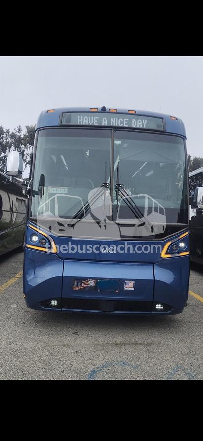 Used 2020 MCI J4500