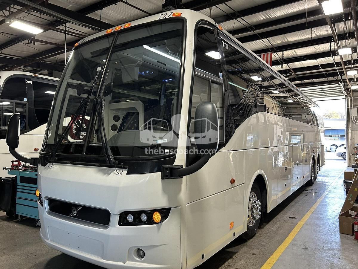 Used 2019 VOLVO 9700 ADA