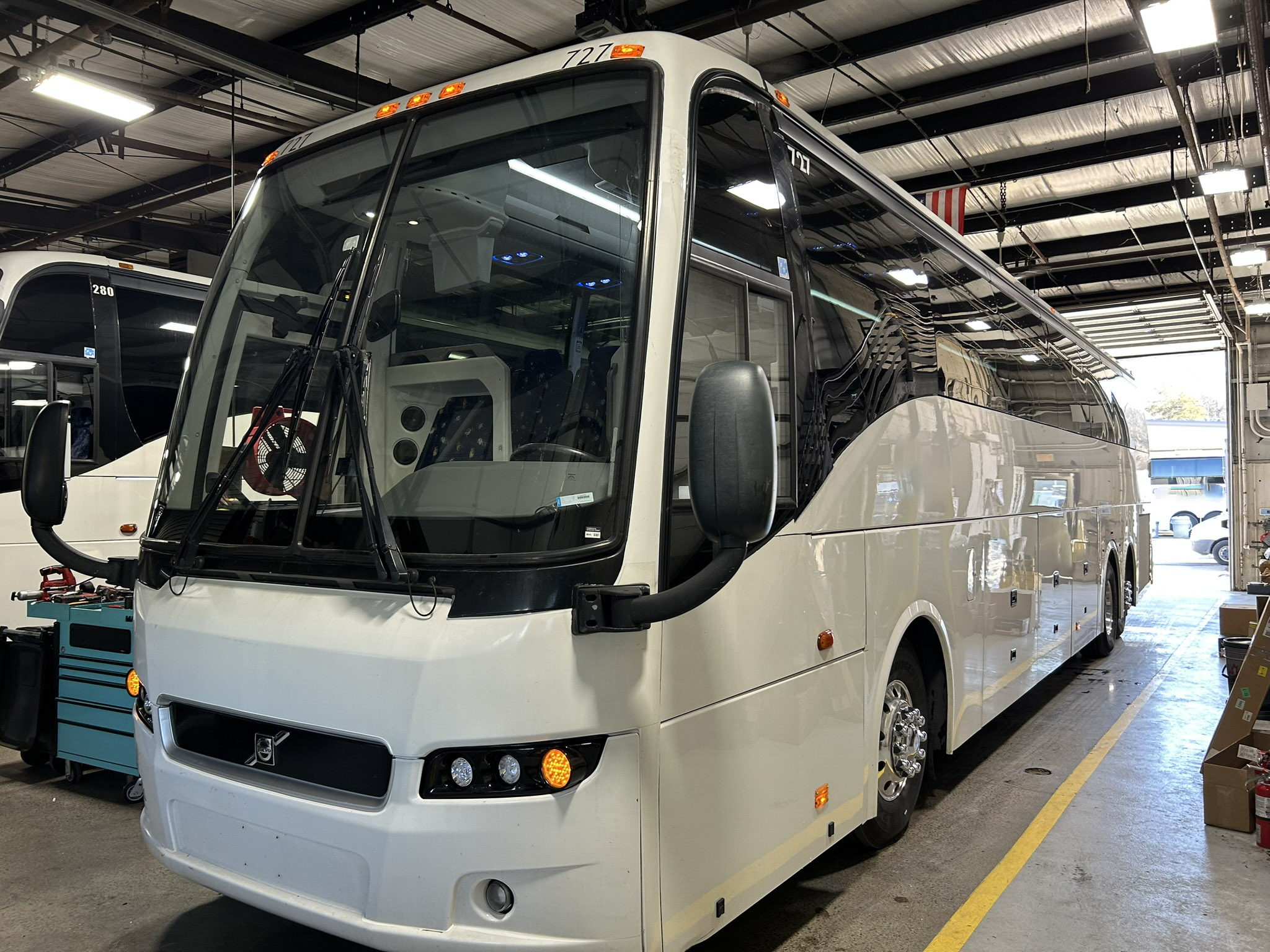 Used 2019 VOLVO 9700 ADA
