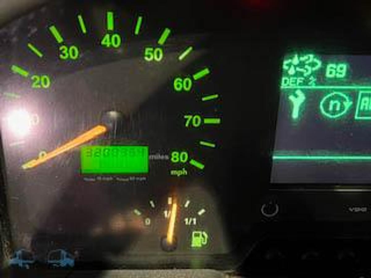 Used 2017 VAN HOOL CX45