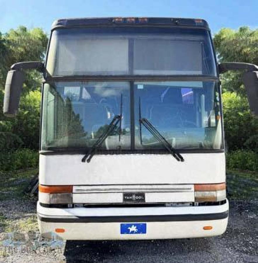 Used 2000 VAN HOOL T2145