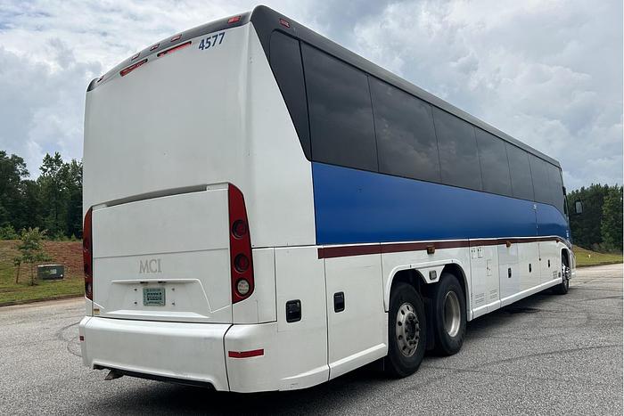 Used 2016 MCI J4500