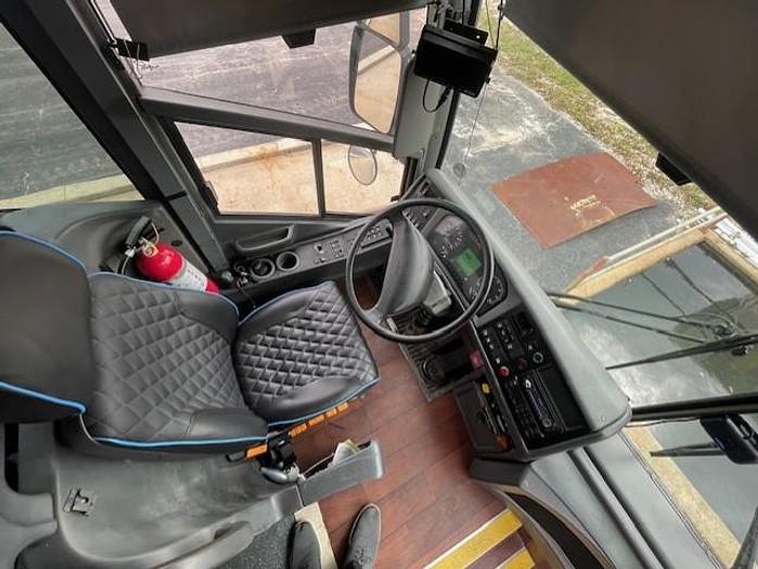 Used 2006 VAN HOOL C2045