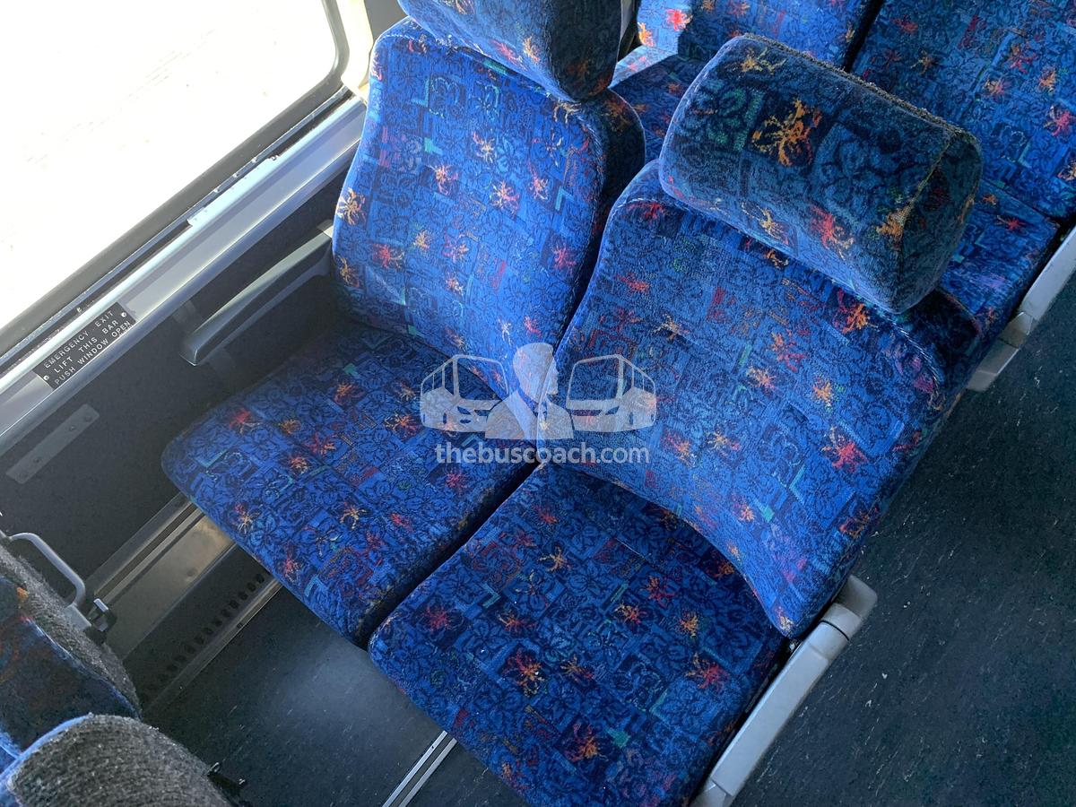 Used 2003 MCI D4500