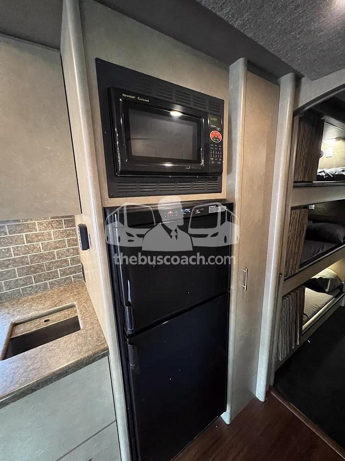 Used 2006 PREVOST XLII Entertainer Willie