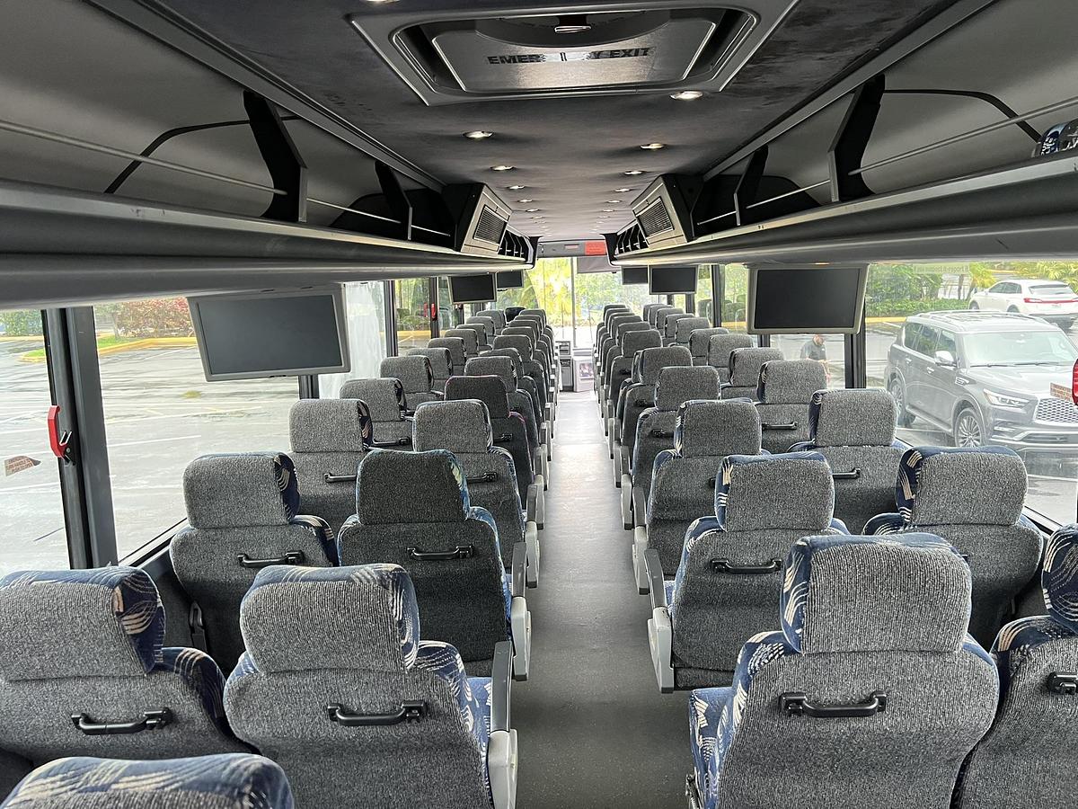 Used 2006 VAN HOOL C2045