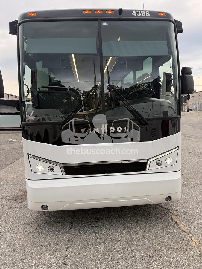 Used 2024 VAN HOOL CX45