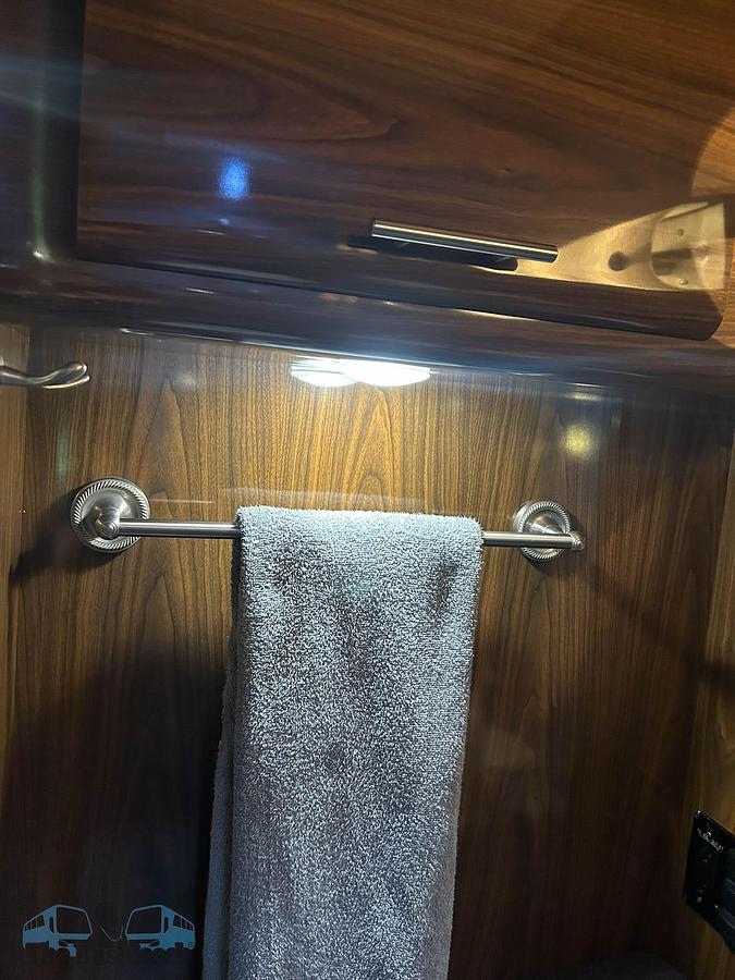 Used 2008 PREVOST XLII