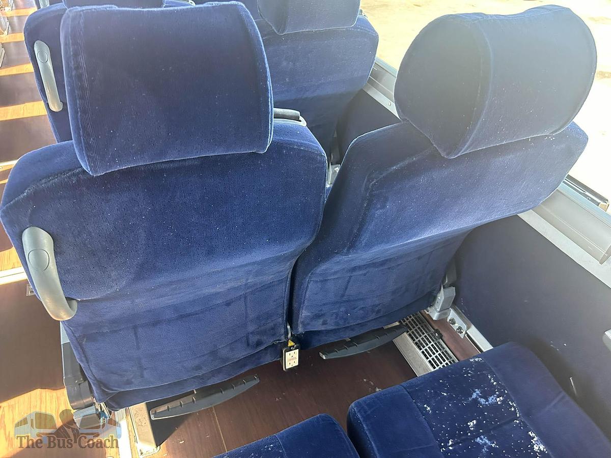 Used 2016 VOLVO 9700