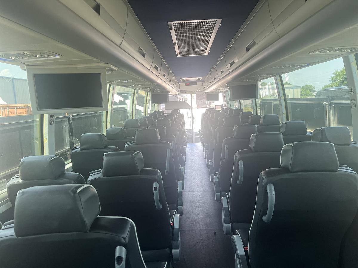 Used 2017 VOLVO 9700