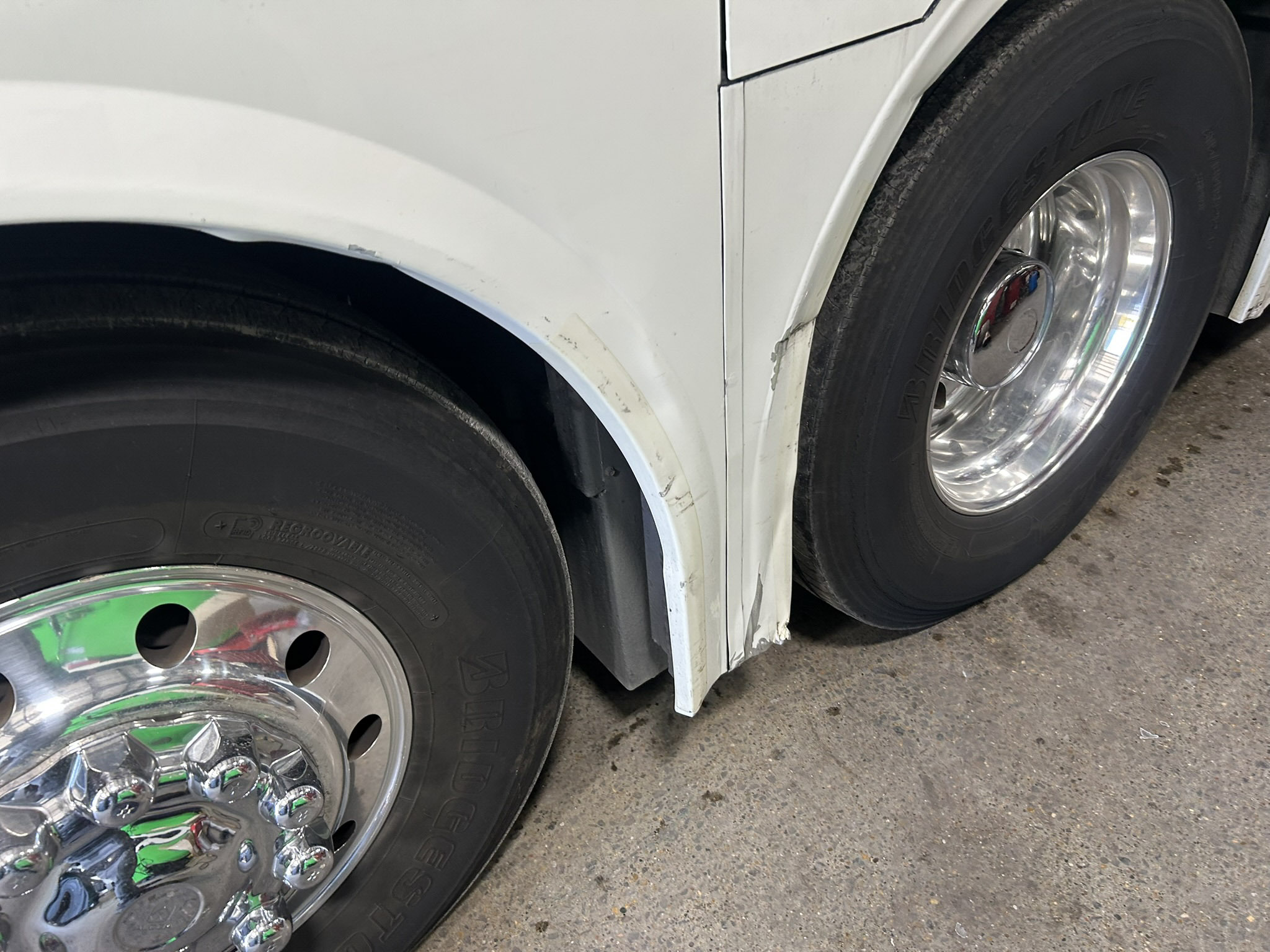 Used 2019 VOLVO 9700 ADA