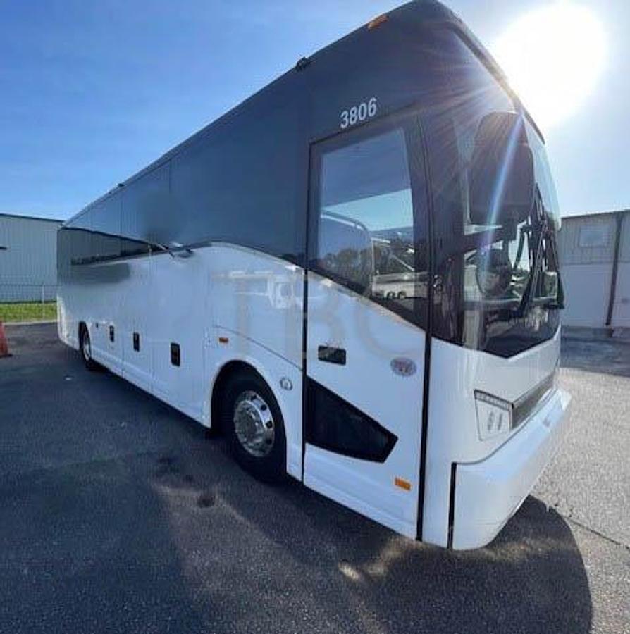 Used 2025 VAN HOOL CX35