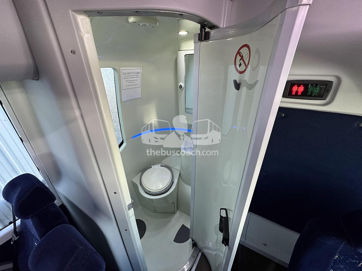 Used 2017 VOLVO 9700