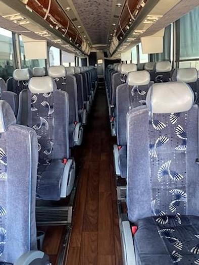 Used 2014 MCI J4500 ADA