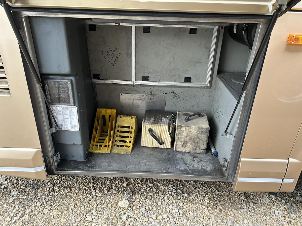 Used 2017 VAN HOOL CX35