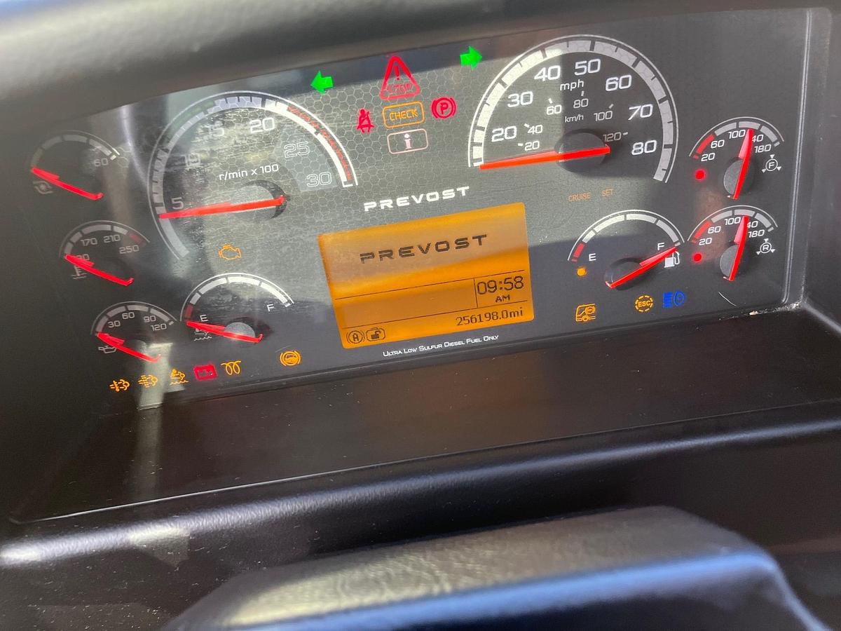 Used 2018 PREVOST H3-45