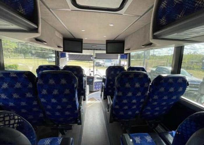Used 2017 VAN HOOL CX45