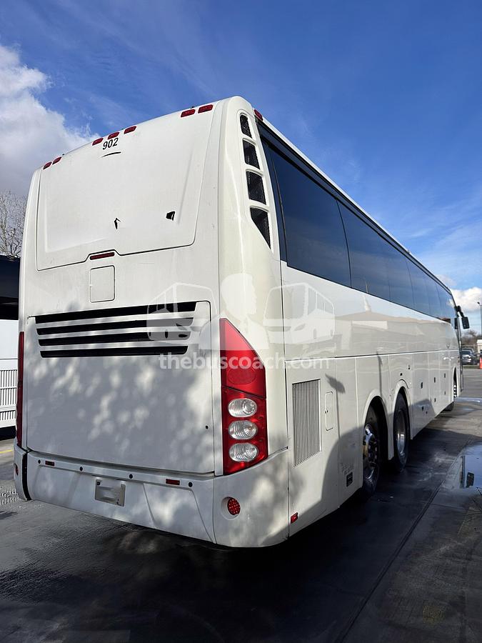 Used 2017 VOLVO 9700