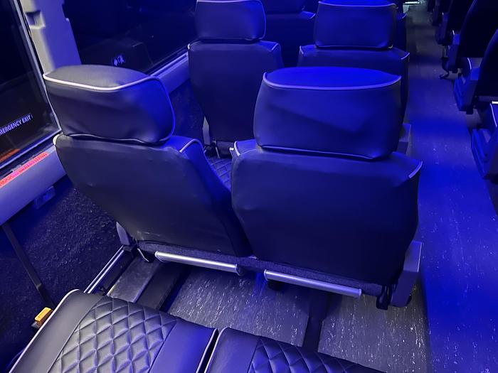 Used 1999 PREVOST H3-45