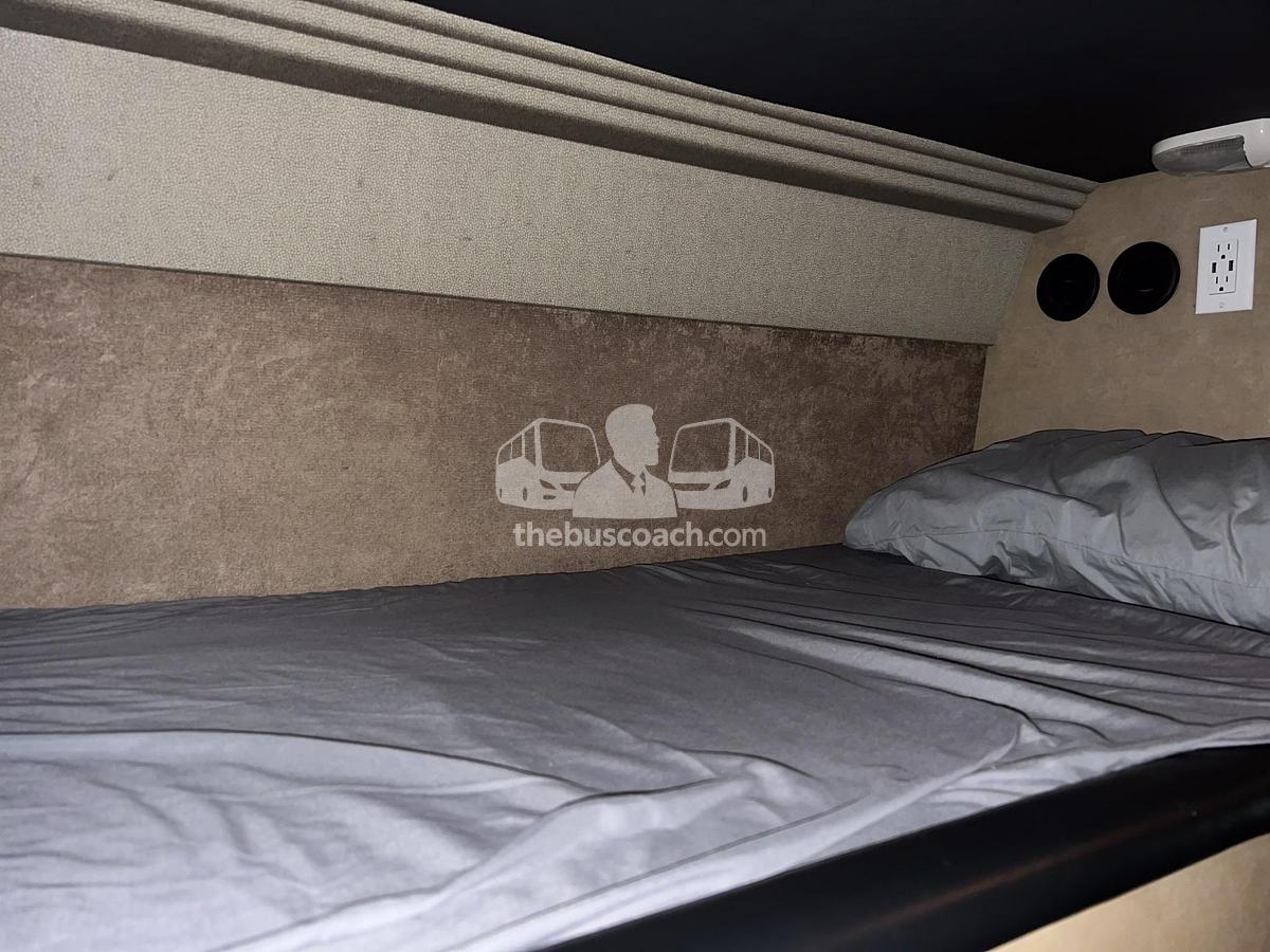 Used 2006 PREVOST XLII Entertainer Willie