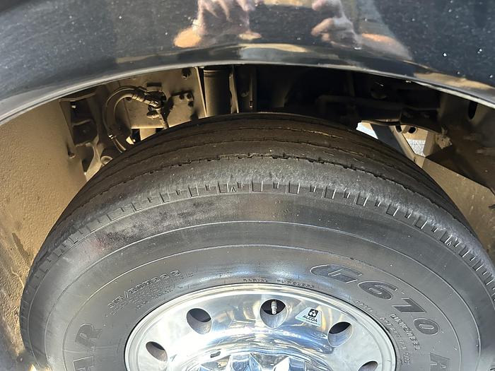 Used 2018 VOLVO 9700