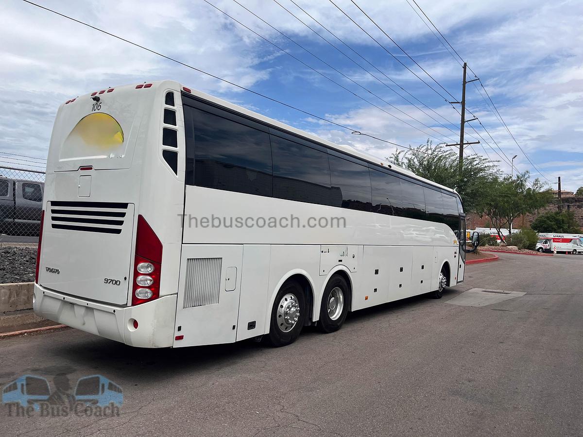 Used 2020 VOLVO 9700