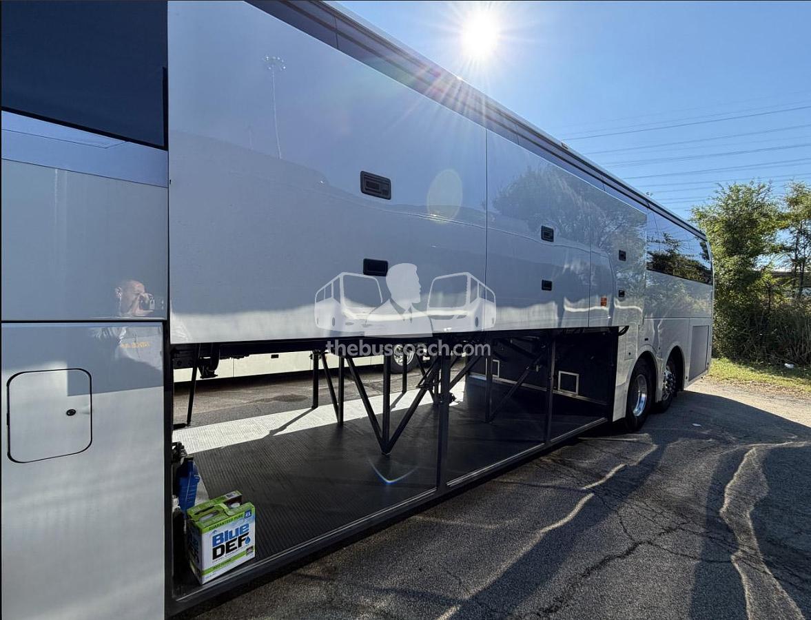 Used 2025 VOLVO 9700