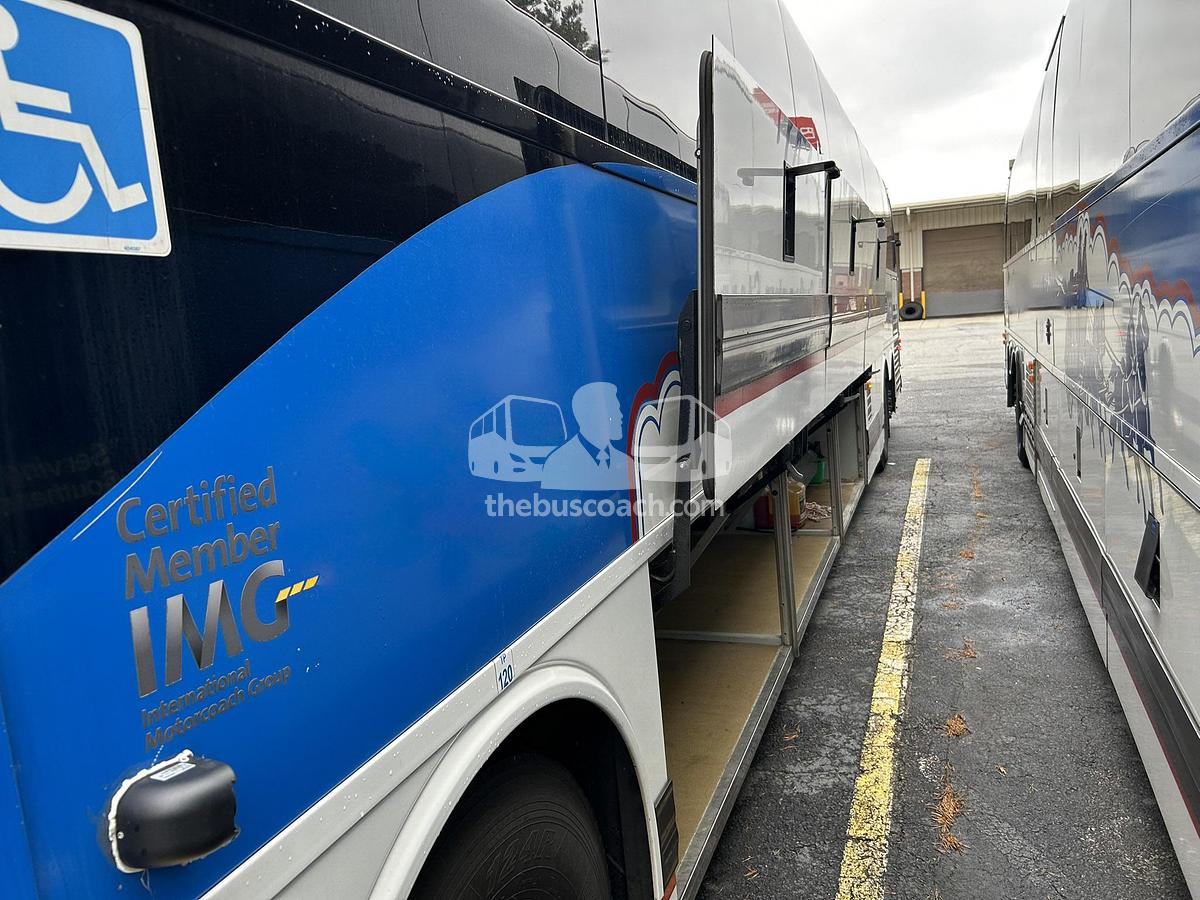 Used 2013 PREVOST X3-45 ADA