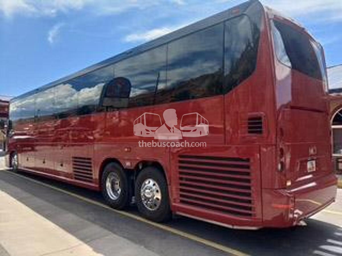 Used 2021 MCI J4500