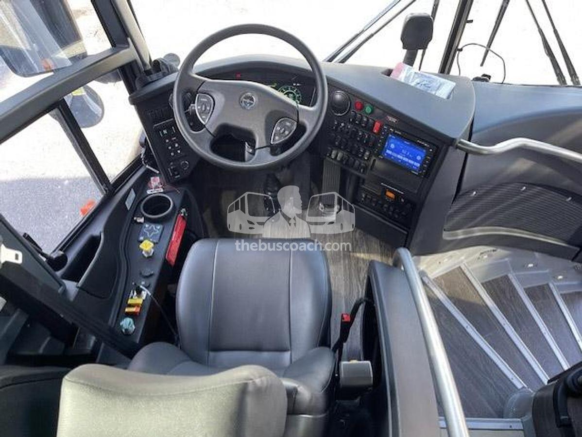 Used 2025 VAN HOOL CX45 ADA