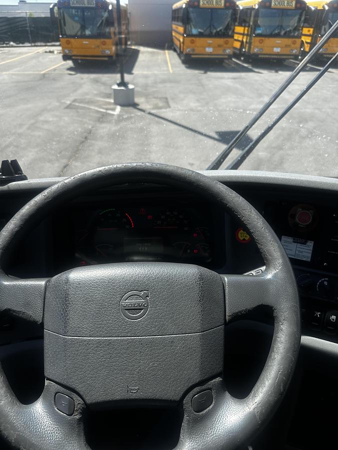 Used 2016 VOLVO 9700