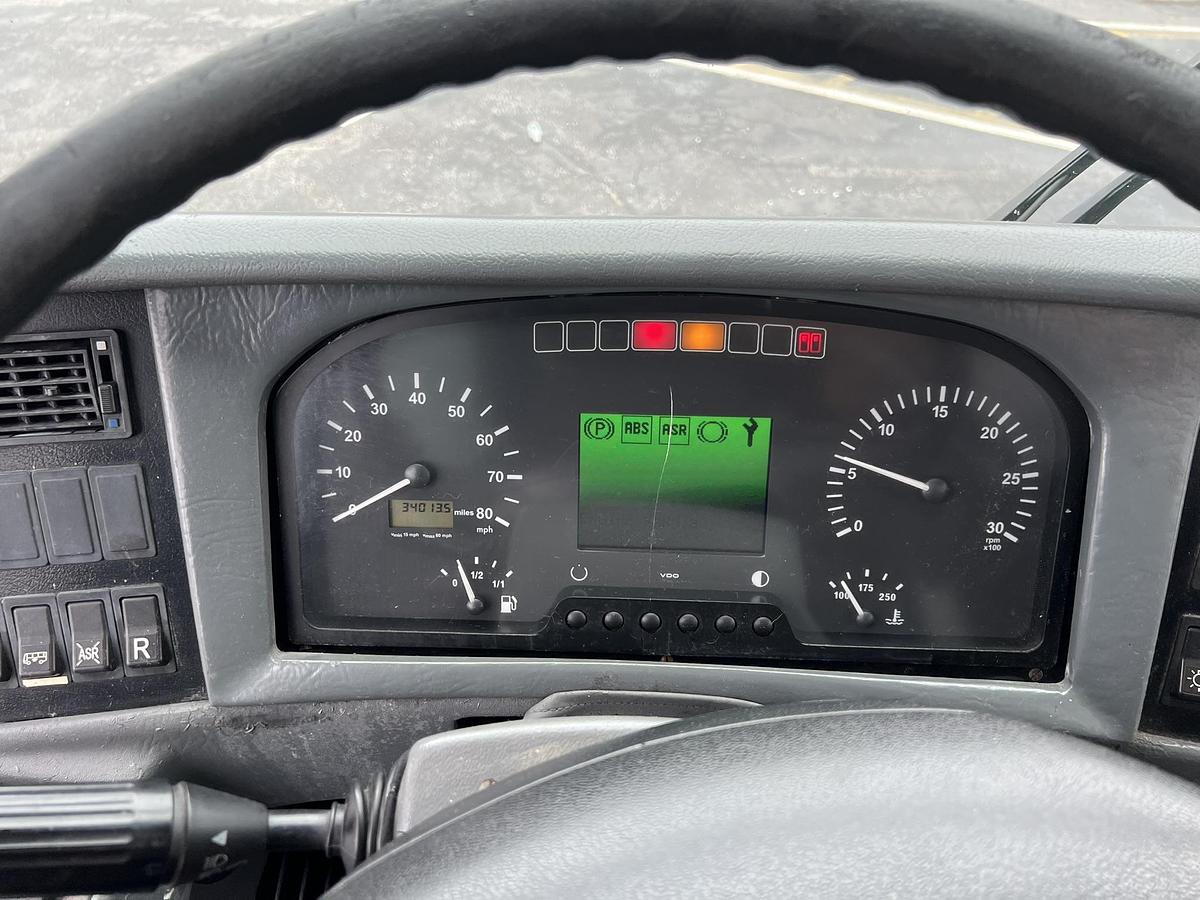 Used 2006 VAN HOOL C2045