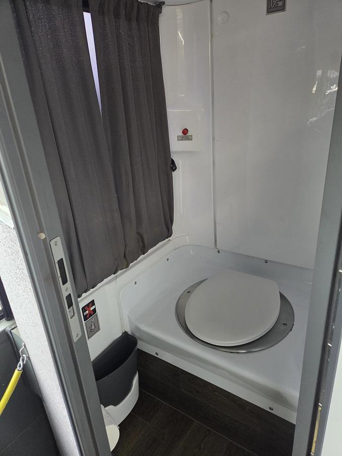 Used 2019 VAN HOOL CX45