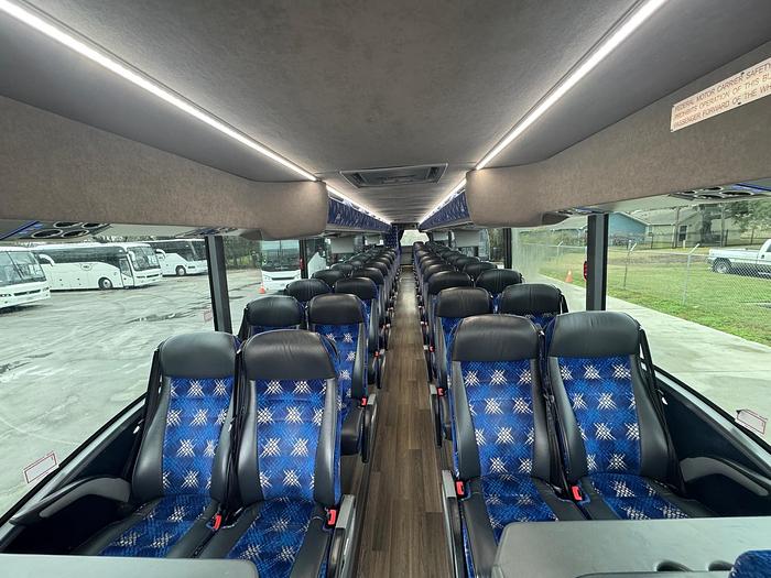 Used 2018 VAN HOOL CX45 ADA