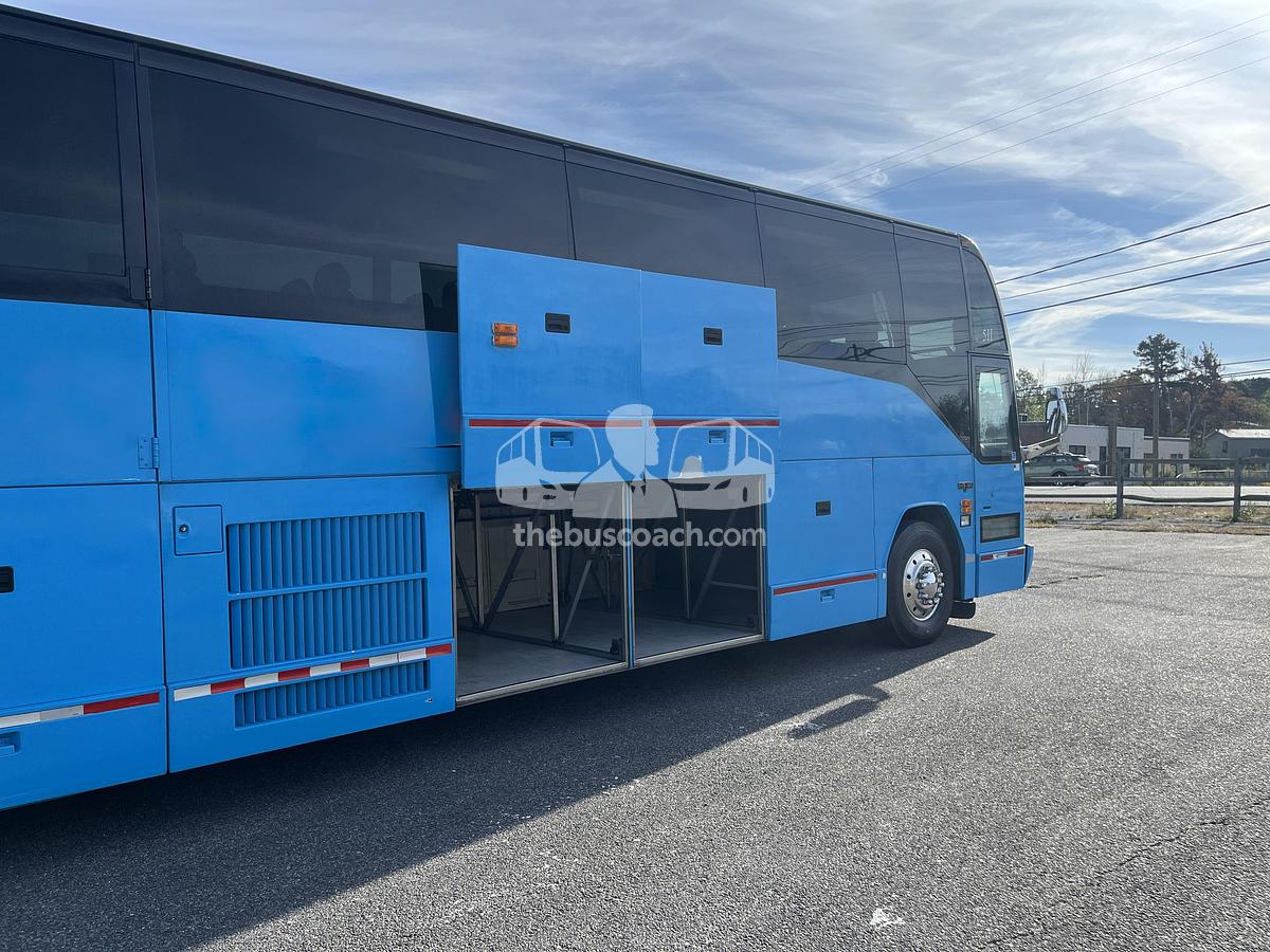 Used 2004 PREVOST H3-45 ADA